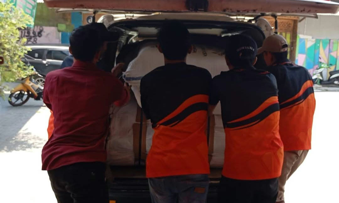 Armada Trucking Modern